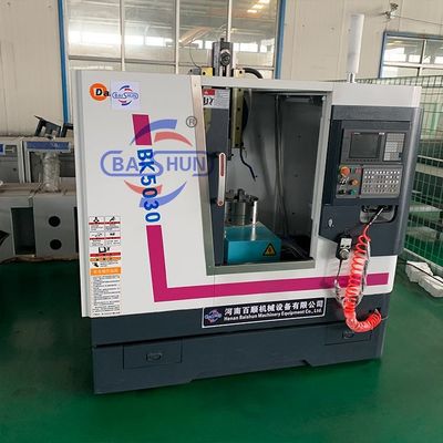 CNC ابزار چرخ دار سنگین فلز آسیاب فلز عمودی ماشین قطعات فلزی